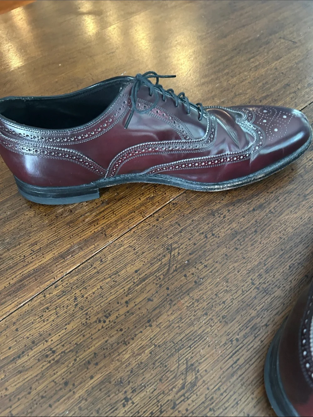 Florsheim Men's Burgundy Wingtip Oxfords Size 15D